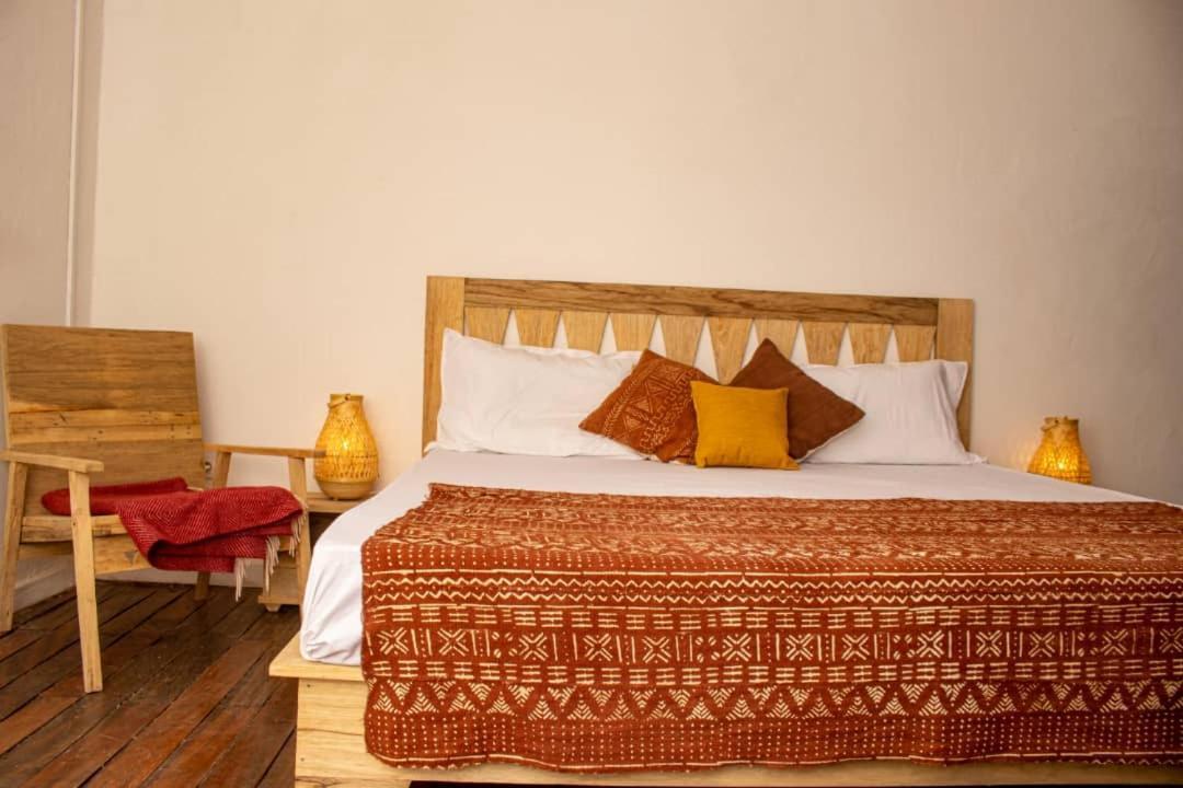 Ndar Ndar House Hotel แซ็ง-ลุย ห้อง รูปภาพ